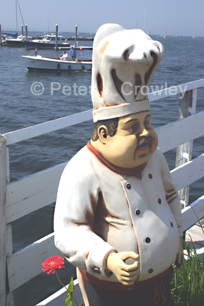 StatueChefSkippers-D-51-09-20